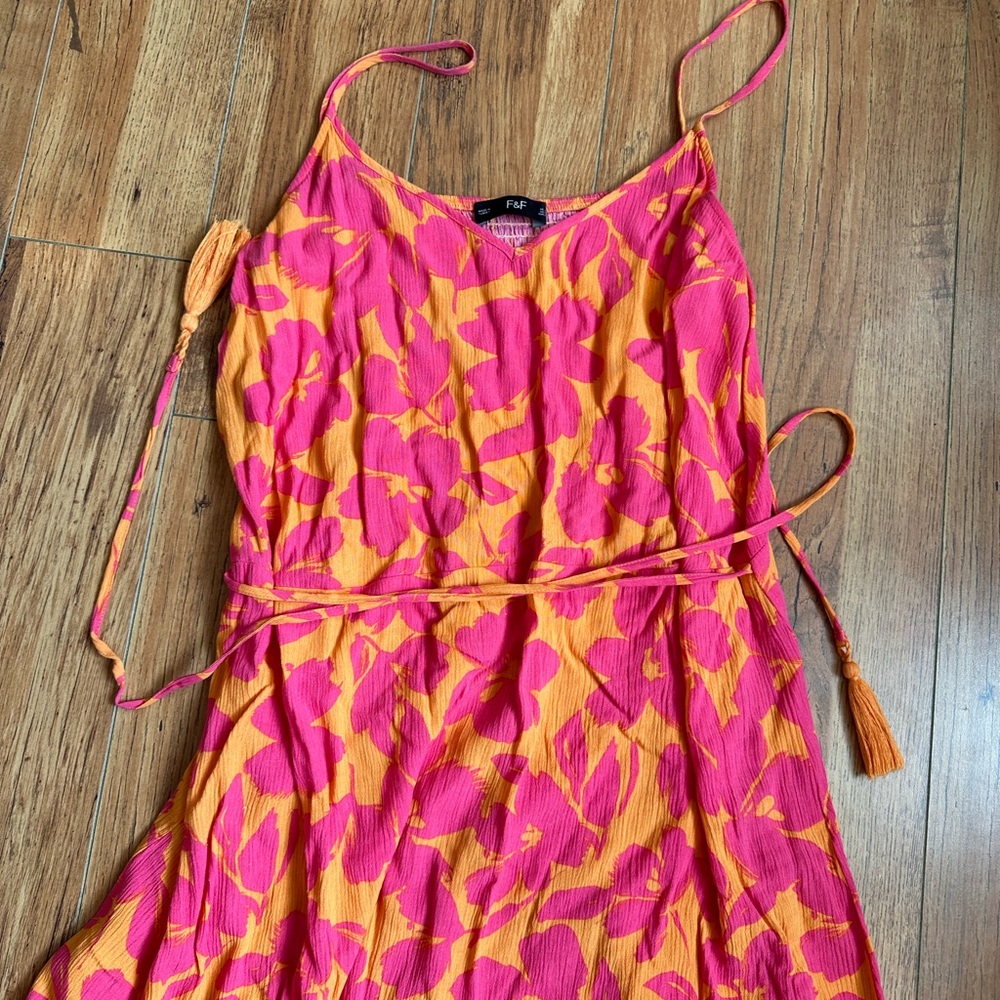 Sundress - Picture 8 of 8